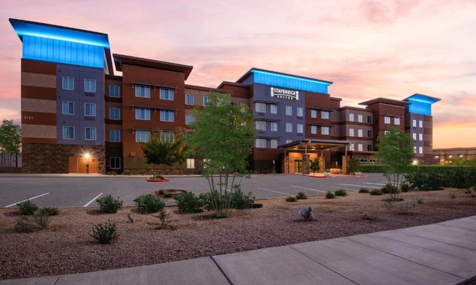 Scottsdale Hotel | Staybridge Suites - Scottsdale - Talking Stick by IHG
