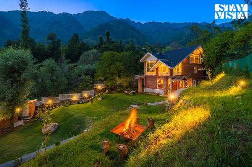 Brein Villa | StayVista at Aaram Gah with Lawn, Bonfire, BBQ