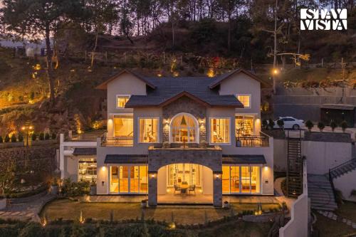 Pachhad Villa | StayVista at Ilika - Heated Infinity Plunge Pool and Jacuzzi