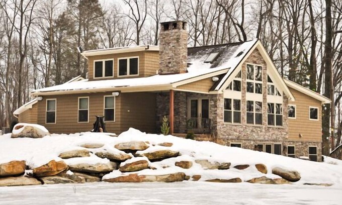 New Tripoli Cabin | Stellar's Cabin . nothing else like it!