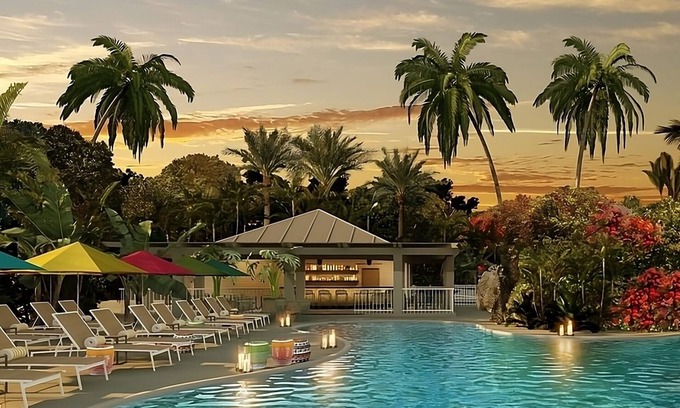 Rock Harbor Hotel | Steps from the Ocean! 2 Units, Pets Allowed, Outdoor Pool!