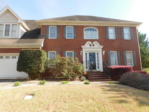 Snellville House | Stone Mountain Cozy Home