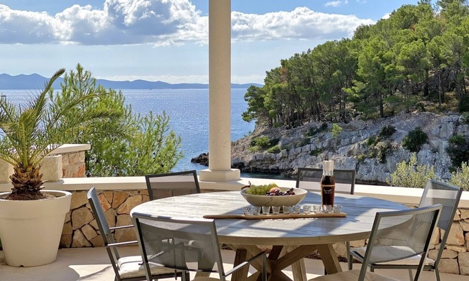 Cove Osibova (Milna) Villa | Stone Villa with Jacuzzi & Private Beach Island Brac Croatia
