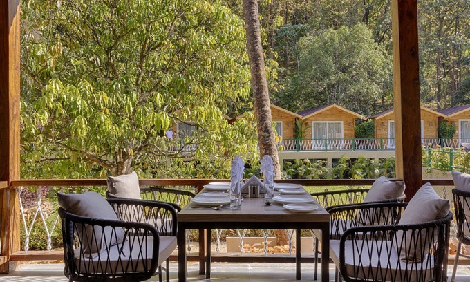 Timbholi Hotel | Stone Wood Jungle Resort