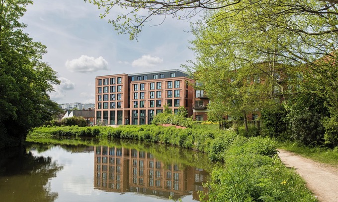 Salford Apartment | Student Only Riverside Manchester