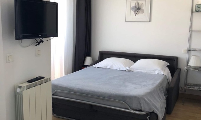 L'Ile-Rousse Apartment | STUDIO 2 MINUTES BEACHES ILE ROUSSE