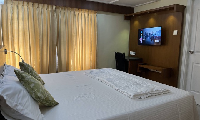 Thiruvananthapuram Apartment | Studio Apartment Suite with kitchenette