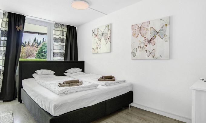 Sankt Englmar Apartment | Studio Apartment "Schmetterling" near Slopes with Shared Pool & Wi-Fi