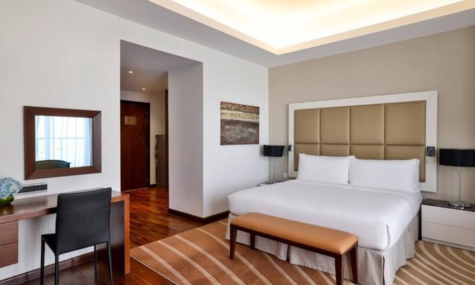 Al Sufouh 1 Apartment | Studio Apartment Near Carrefour Supermarket Ac