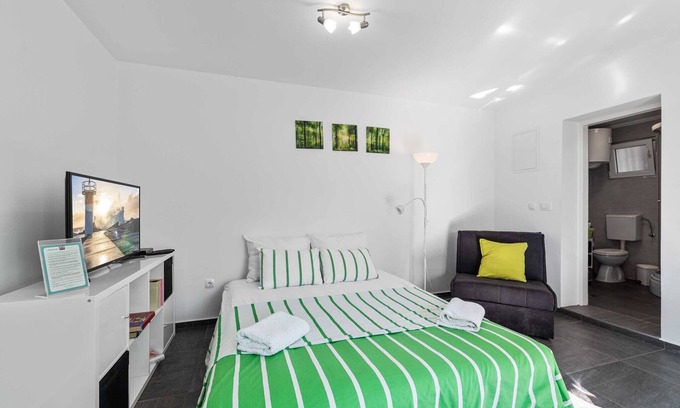 Bilice Apartment | Studio Apartment Sekula