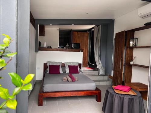 Sainte-Suzanne Apartment | Studio Cosy KAZADALO, Deux Rives - Sainte-Suzanne