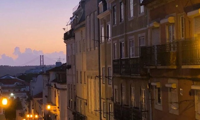 Principe Real Apartment | Studio flat in Lisbon at Principe Real