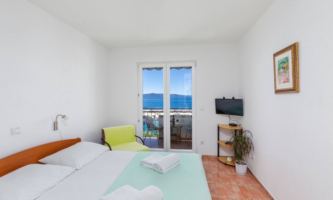 Drasnice Apartment | Studio flat near beach Drašnice, Makarska (AS-24869-b)