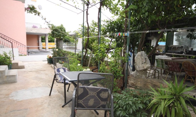 Zelenka Apartment | Studio flat with terrace Makarska (AS-6696-b)