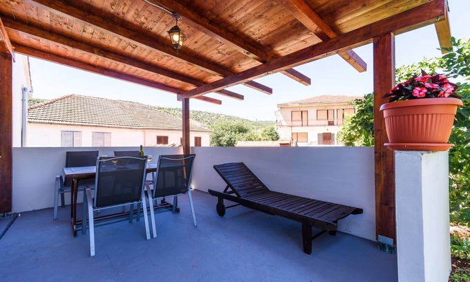 Marina Apartment | Studio flat with terrace Marina, Trogir (AS-14258-b)