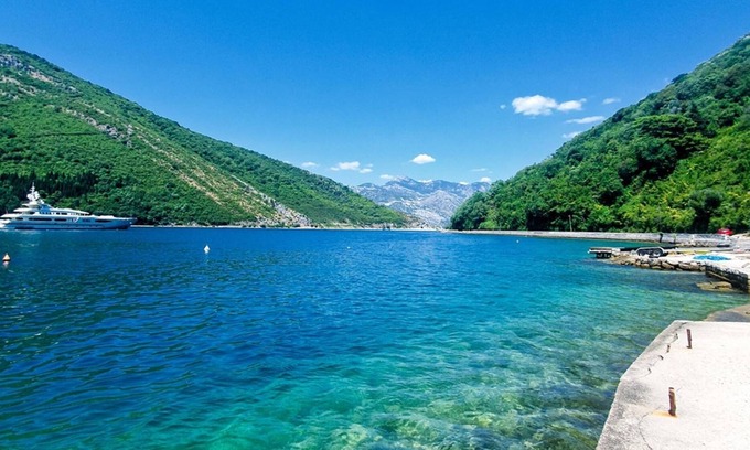 Lepetane Apartment | Studio Flat with View near Kotor Bay in Tivat