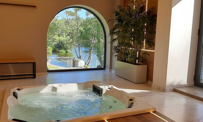 Amares Apartment | Studio for 2 people * SPA * River view