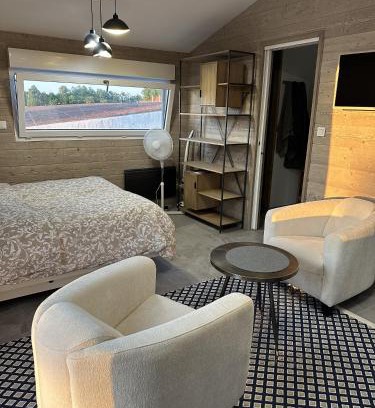 Les Attaques Apartment | Studio Gisèle