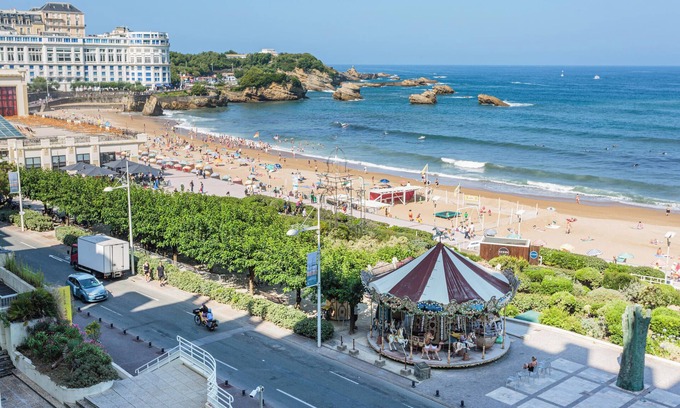 Biarritz Apartment | Studio Helder, vue mer - Welkeys