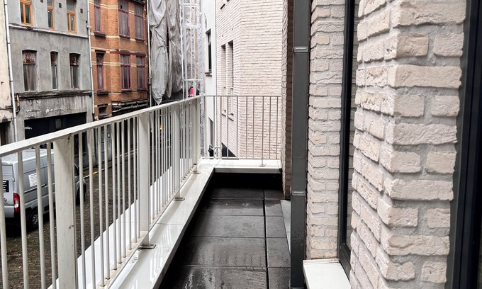 Ilot Sacre Apartment | Studio in center of Brussels