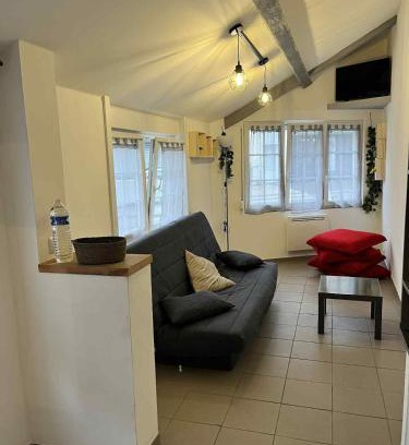 Aulnoye-Aymeries Apartment | Studio meublé centre ville