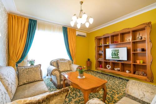 Militari Apartment | Studio One Accommodation Suites