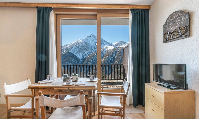 Cesana Torinese Apartment | Studio Sansi 34, Cesana Torinese, Italy