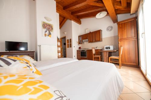 Gemona del Friuli Apartment | Studio Sole - bike and relax