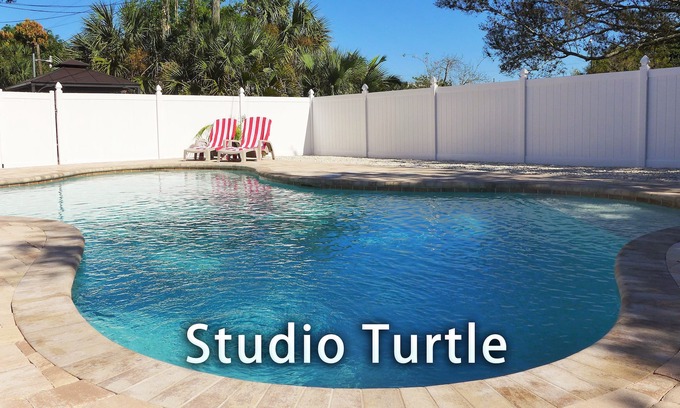 Altamont Manor Apartment | Studio Turtel in Fort Myers/Villa Barra
