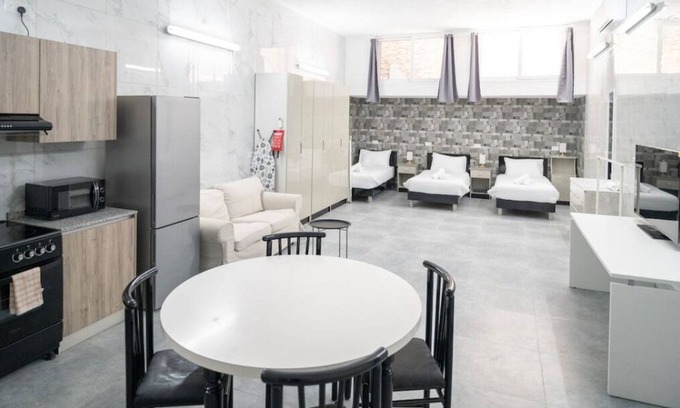 Tarxien Apartment | Studio with Full Kitchen & 3 Beds in Tarxien