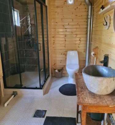 Grasmark House | Stuga Solros