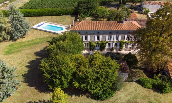 Angeac-Champagne House | Stunning 18th Century Charentais Logis with Swimming Pool near Cognac