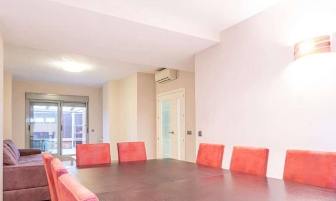 Almendrales Apartment | Stunning 4 bedroom 3 bathrooms apartment with 2 parking spaces Open