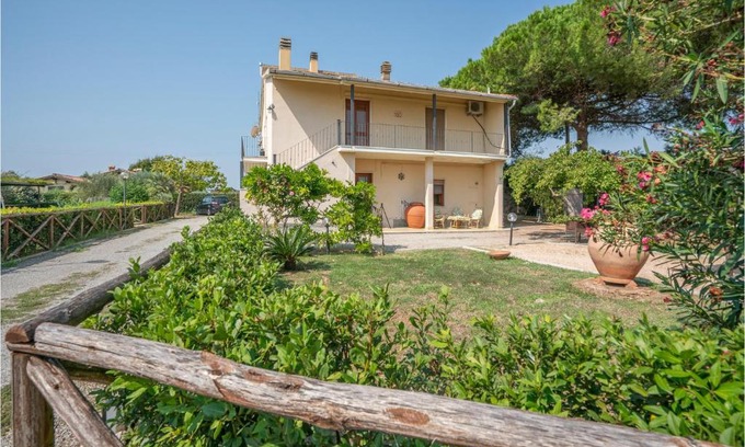 Capalbio Apartment | Stunning Apartment In Capalbio Scalo