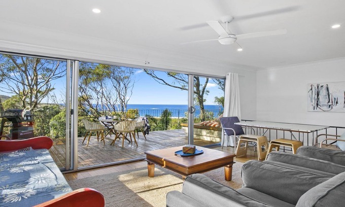 Killcare House | Stunning beaches, secluded bays, beautiful birds and bush walks galore!