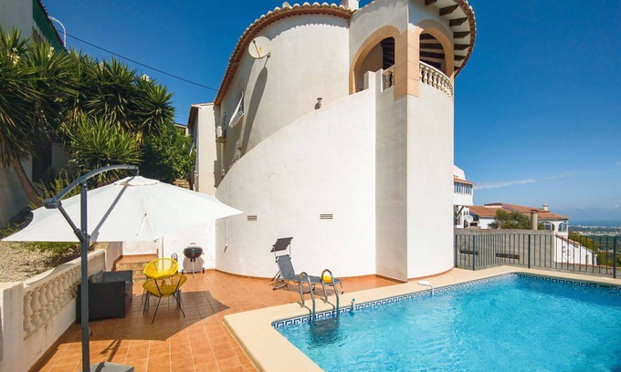 La Font d'en Carros Villa | Stunning private villa for 6 people with WIFI, A/C, private pool, TV and terrace