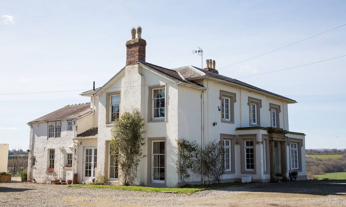 Overton-on-dee House | Stunning Georgian Grade 2 Listed property in the Welsh borders