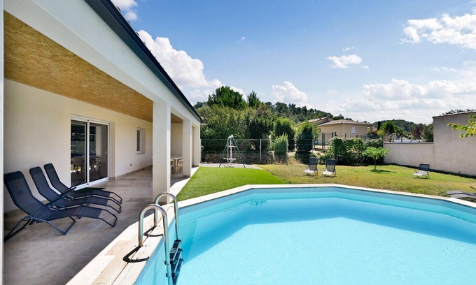 Saint-Theodorit House | Stunning home in Saint-Theodorit