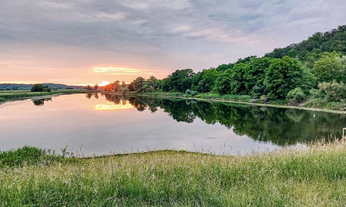 Cedynia House | Stunning home in Cedynia with kitchen