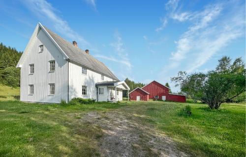 Engerdal House | Stunning Home In Engerdal With Wifi