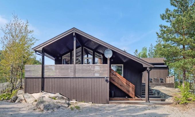 Birkenes House | Stunning home in Evje with kitchen