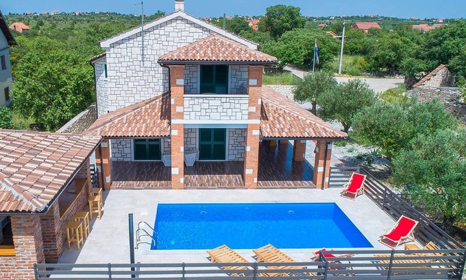 Ladevci House | Stunning home in Ladevci with WiFi
