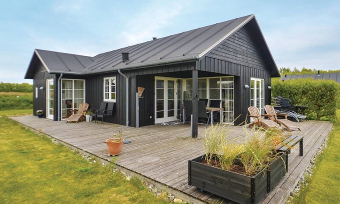 Nysted House | Stunning home in Nysted with WiFi