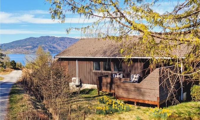 Utaker House | Stunning Home In Skånevik With Kitchen