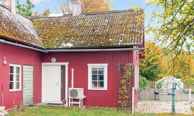 Tingstade House | Stunning home in Tingstäde with WiFi