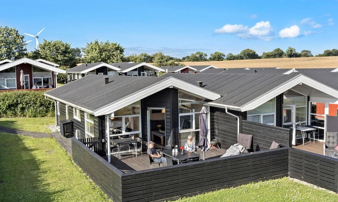 Dageløkke House | Stunning home in Tranekær with kitchen