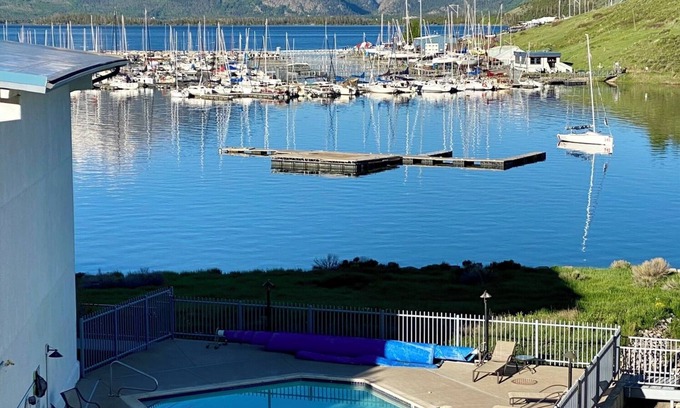 Dillon Condo | Stunning Mountain and Lake Views from updated 2 BR, 2 Bath Lake Dillon Condo