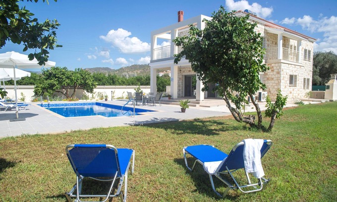 Argaka Villa | Stunning new Beach Front villa,1st Line to the beach, Large Pool, Wonderful Area