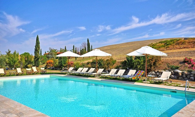 Gallina Villa | Stunning private villa with private pool, WIFI, TV, patio, panoramic view, close to Montepulciano