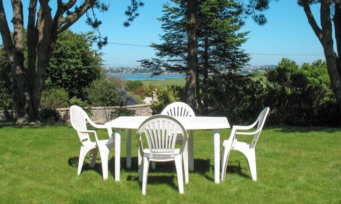 Saint-Pol-de-Leon House | Stunning private villa for 4 people with WIFI, TV, terrace and pets allowed